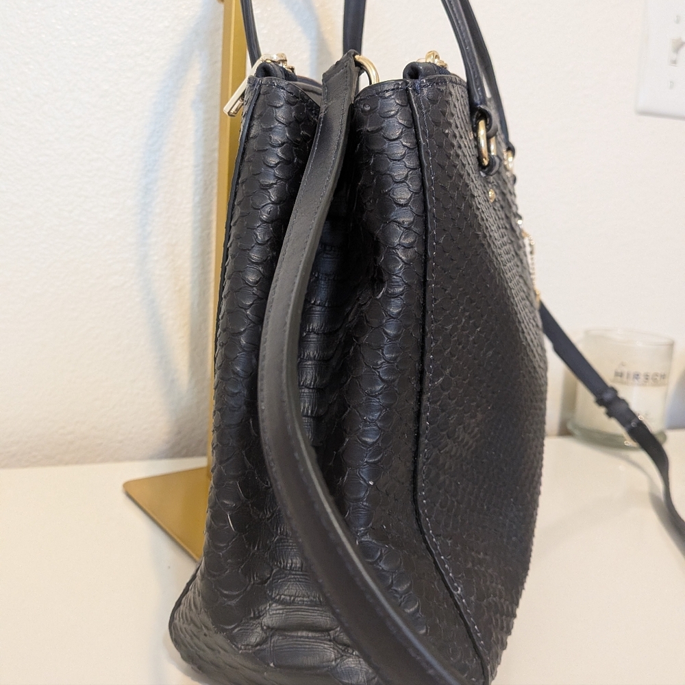 Coach NWT Navy Python leather Stanton Handbag Pur… - image 10